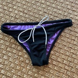 Black XS jolyn Europe bottoms